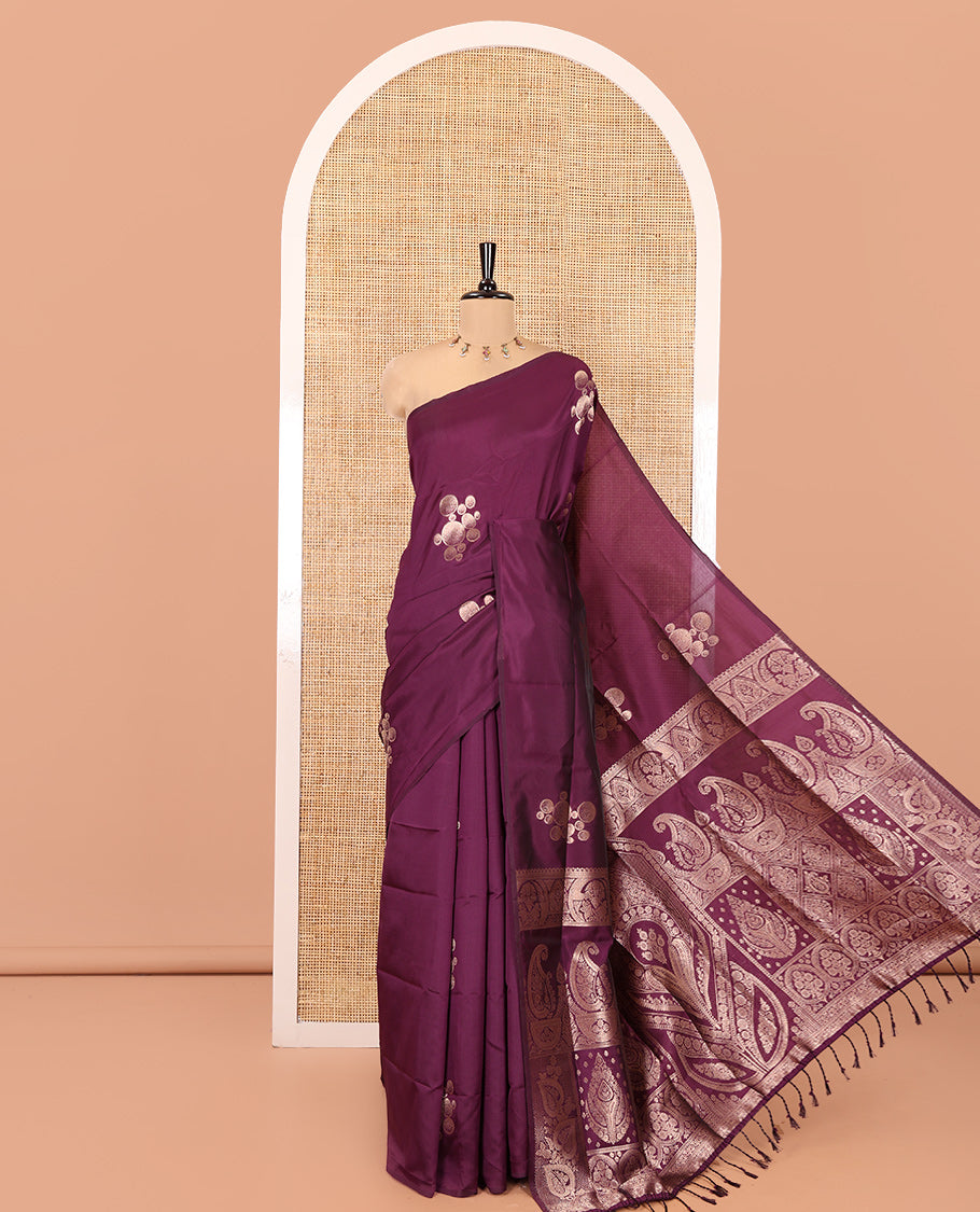 Borderless Wine Kanchi Silk Saree, Graced with Zari Buttas, Mughal-Style Intricately Woven Pallu, and a Matching Blouse