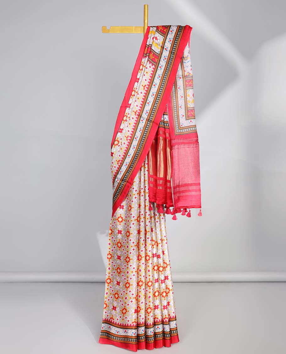 Cream geometric design semi-banaras printed saree with contrast geometric border & intricate design pallu