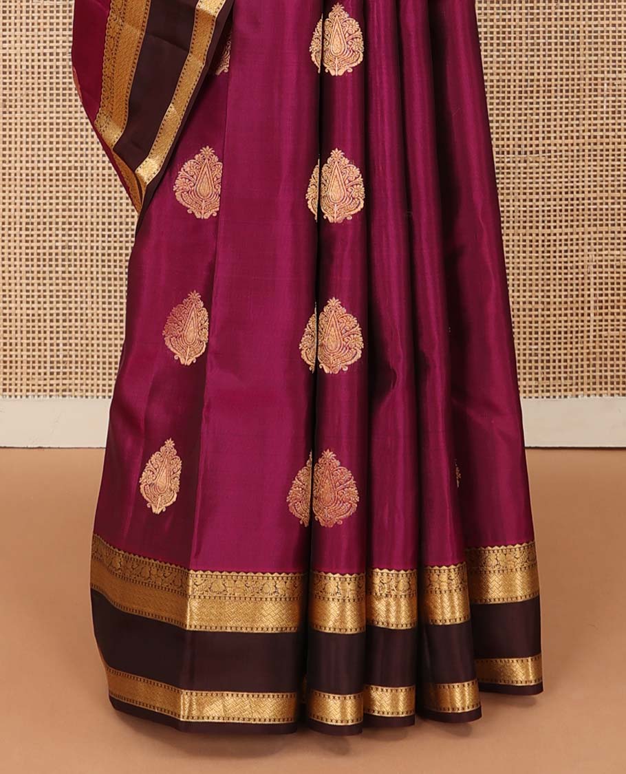 Burgundy zari buttas Vasundhara silk mix saree, contrast rettai pettu border of rekku, manga, kamalam, and paiyaadi kattam designs, and jaal pallu