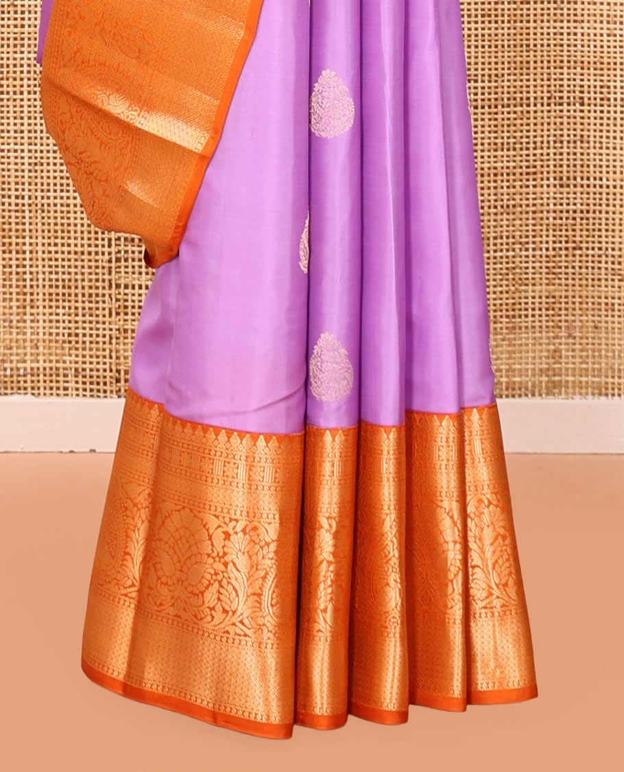 Lavender Vasundhara Silk Saree, Woven with Zari Buttas, Contrast Traditional Zari Border, Grand Pallu, and a Contrast Blouse
