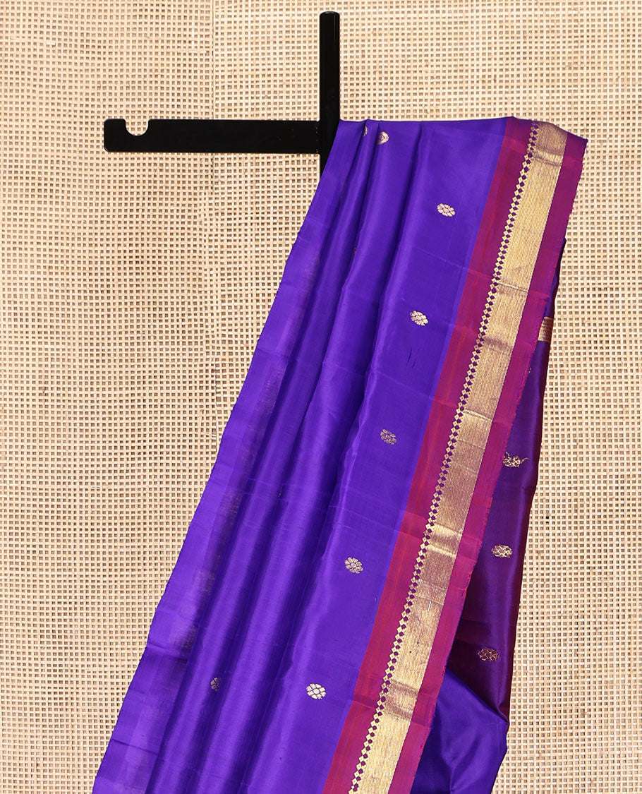Blue Kanchipuram Silk Saree, Elevated with Zari Buttas, Complemented by a Contrast One-Sided Border, Zari Design Pallu, and No Blouse