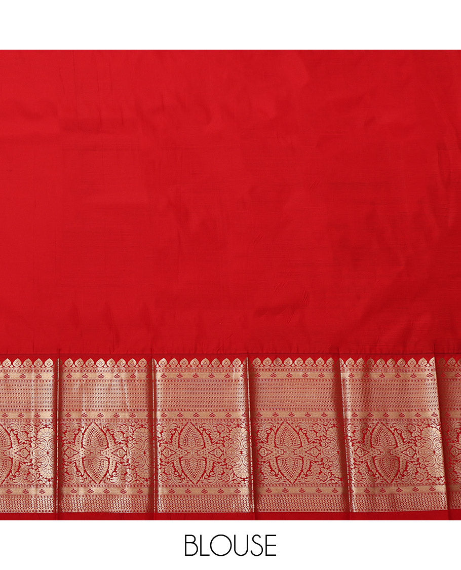 Green Budget Silk Saree, Finely Crafted with Zari Buttas, Complemented by Contrast Traditional Zari Border, Grand Pallu, and a Contrast Blouse