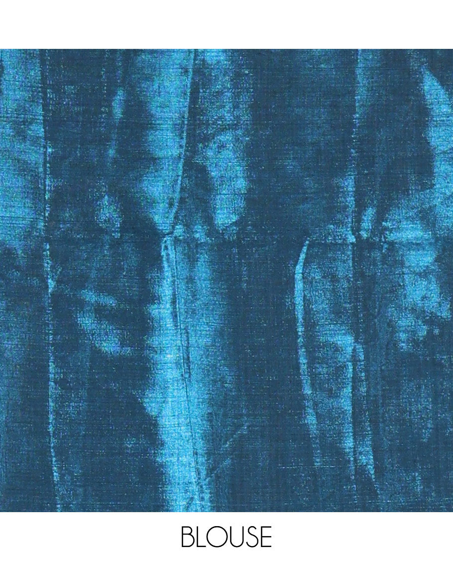 Borderless Peacock Blue Plain Khadi Tissue Saree, a Self-Pallu, and Paired with a Matching Blouse