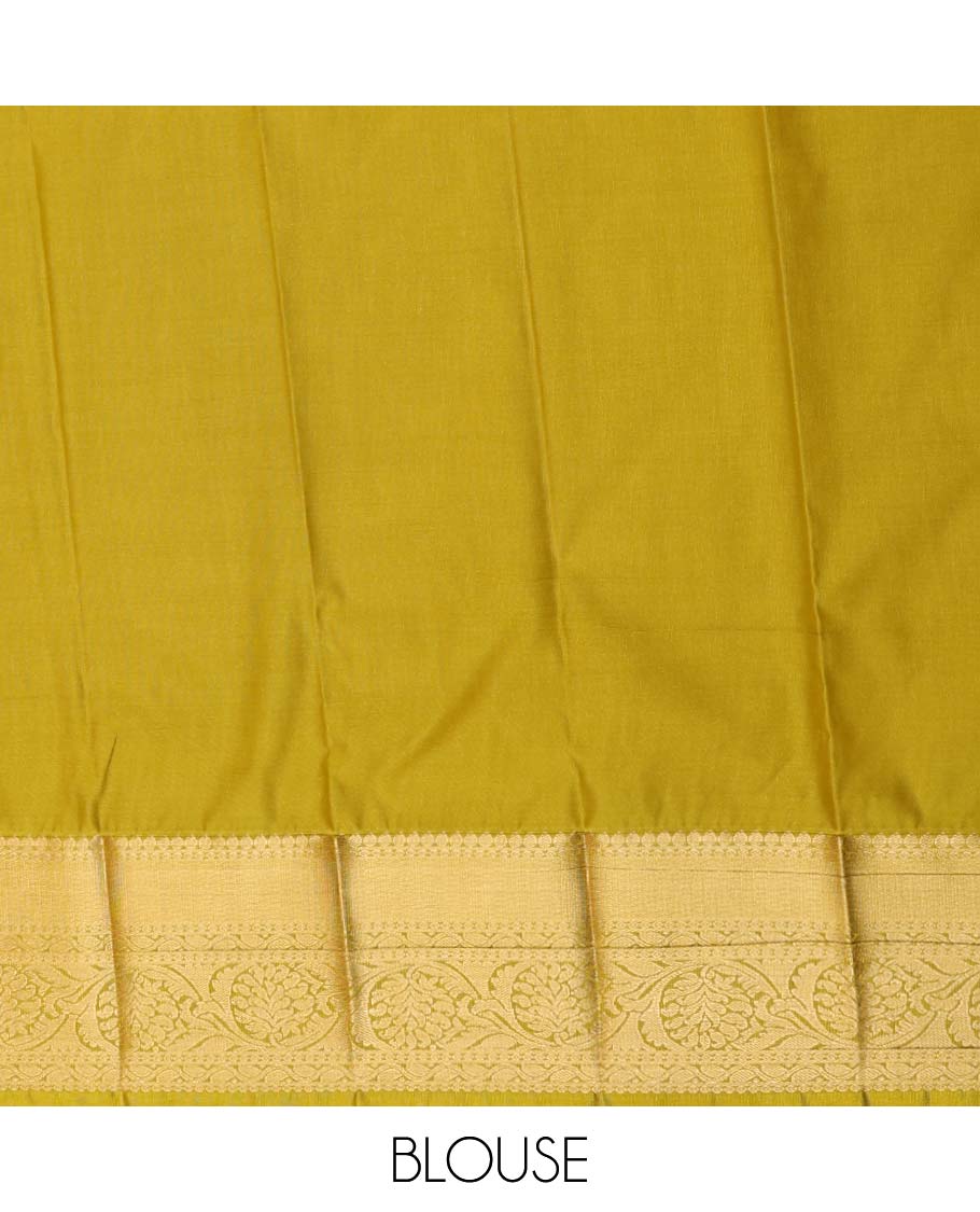 Red zari design budget silk saree, contrast traditional design border, and pallu of paisleys