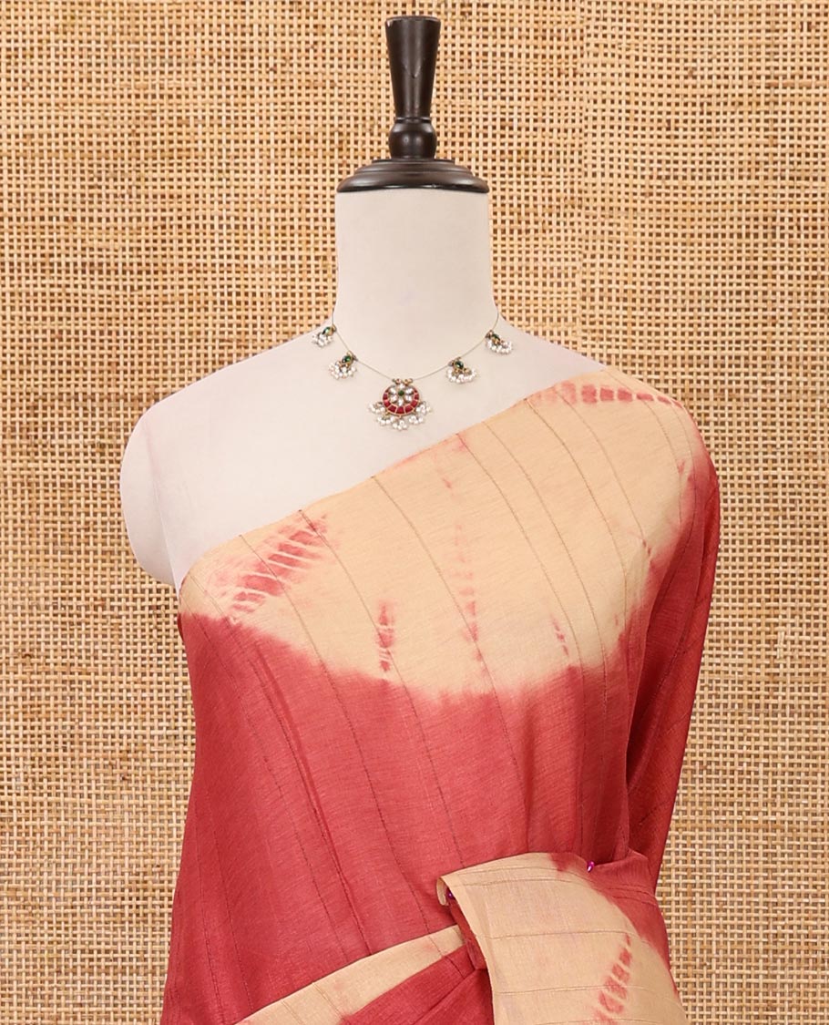 Borderless maroon shibori-printed jute tussar silk saree, contrast shibori-printed pallu & contrast blouse