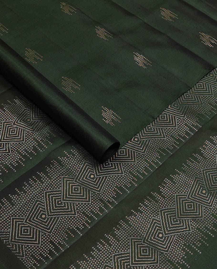 Borderless deep green zari buttas soft silk saree, pallu of geometric design