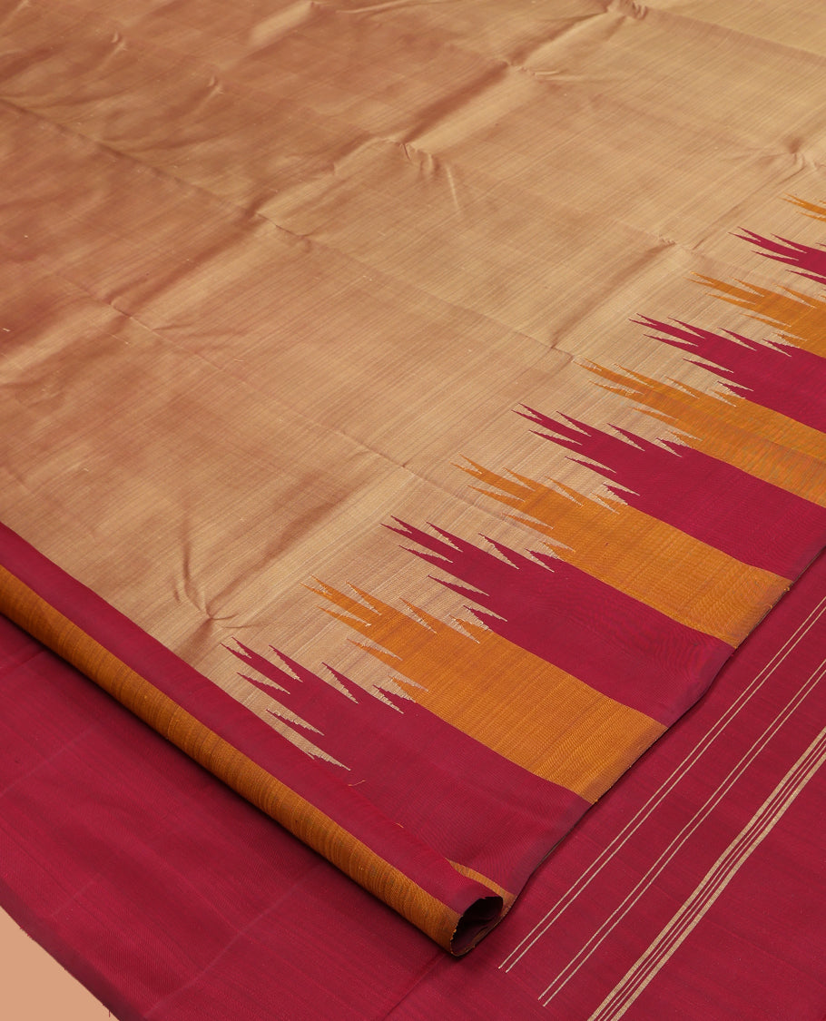 Pale Brown Plain Kanchipuram Silk Saree, Complemented by Contrast Thazampoo Rekku Border, Thazampoo Rekku Pallu, and a Contrast Blouse