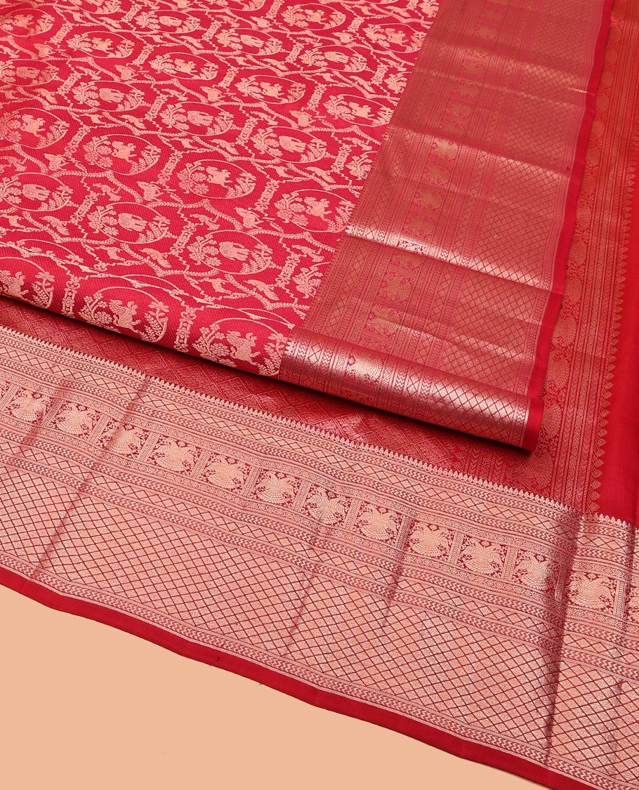Red Kanchipuram Wedding Silk Saree, Gracefully Embellished with Jacquard on Its Body, Highlighted by a Zari Border of Thilakam Mokku, Diamond, Kodi Visiry, Iruthalai Pakshi, and Jaal Designs, Grand Jaal Pallu, and Paired with a Matching Blouse