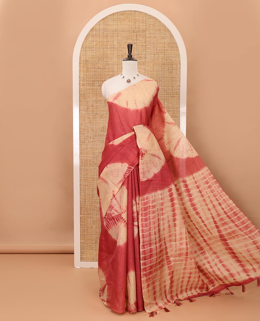 Borderless maroon shibori-printed jute tussar silk saree, contrast shibori-printed pallu & contrast blouse