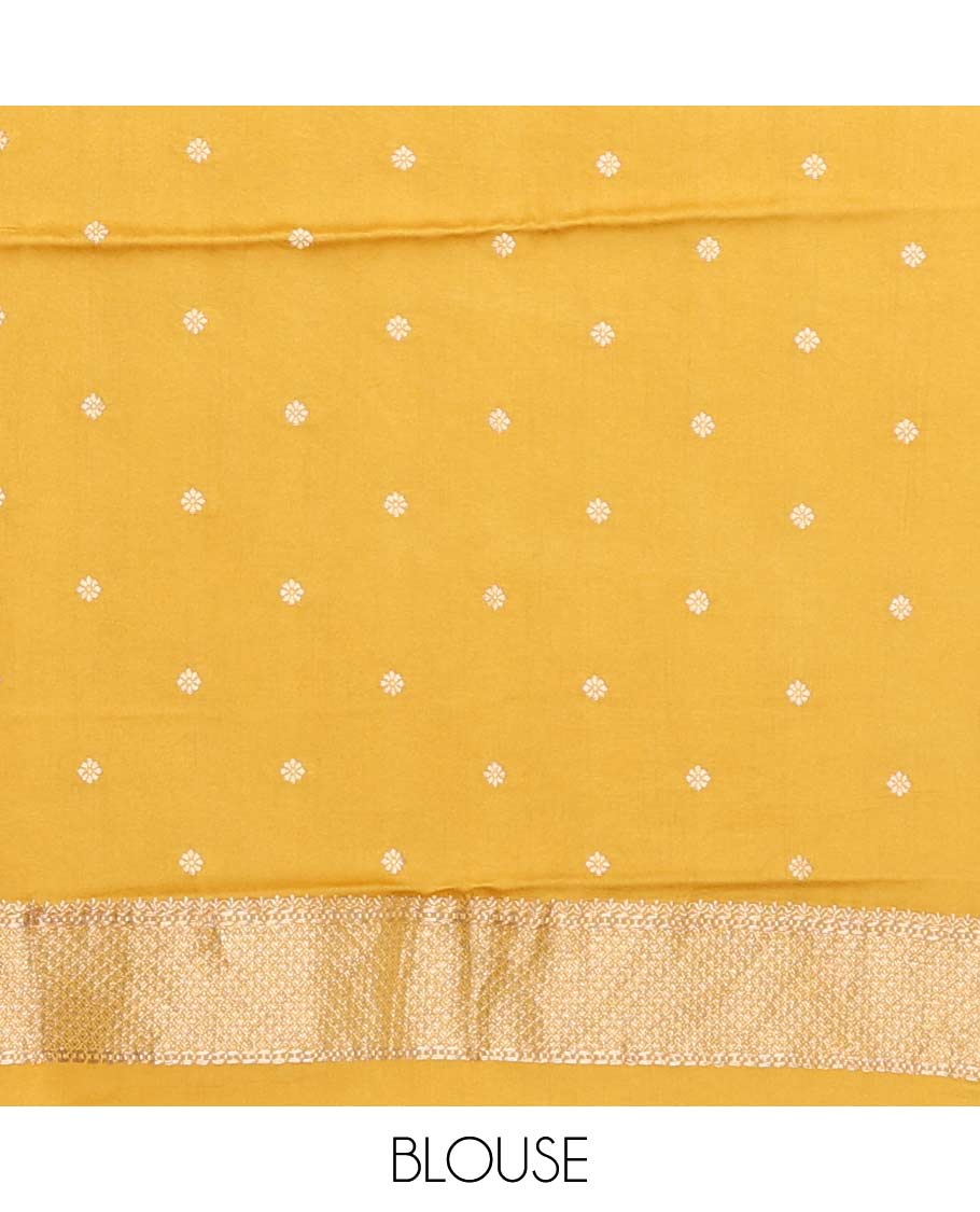 Yellow mushru silk saree with contrast horse motifs border & intricate zari design pallu