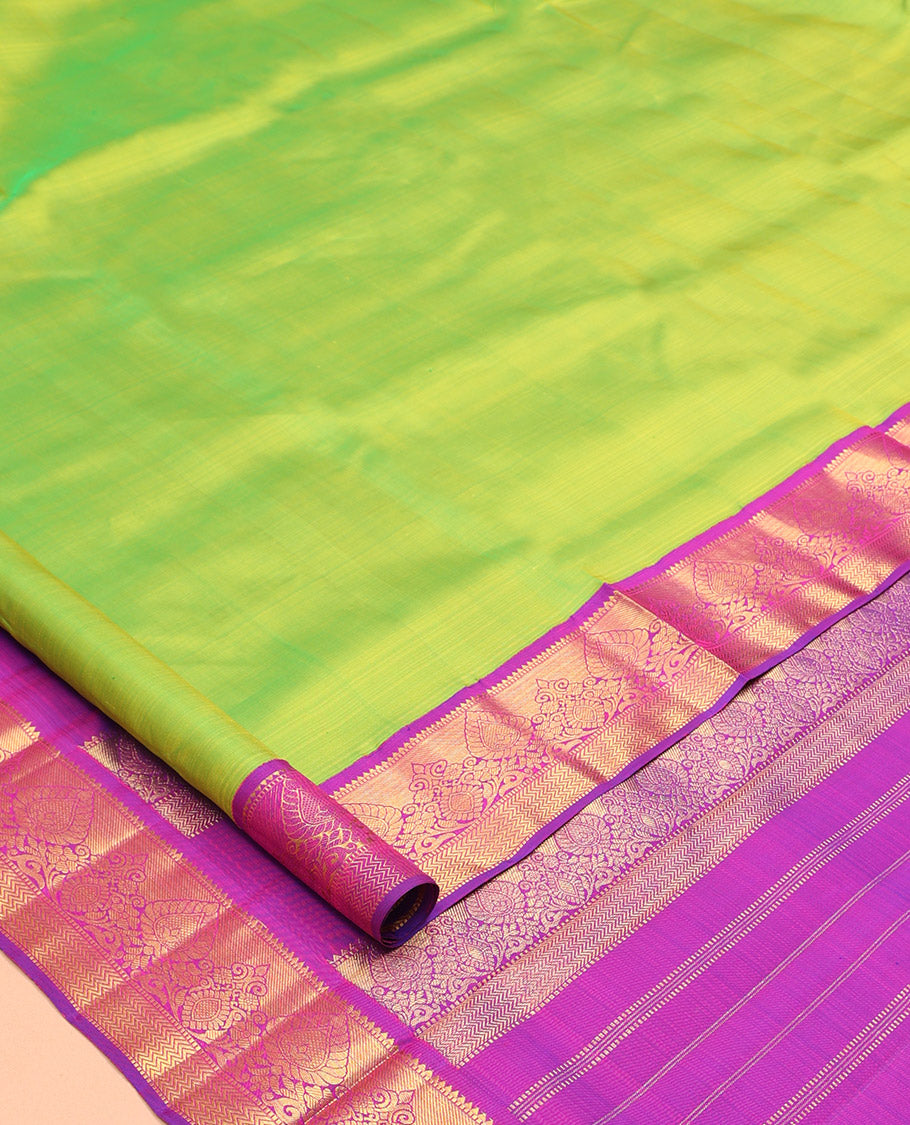 Parrot Green Plain Nine-Yard Pure Silk Saree