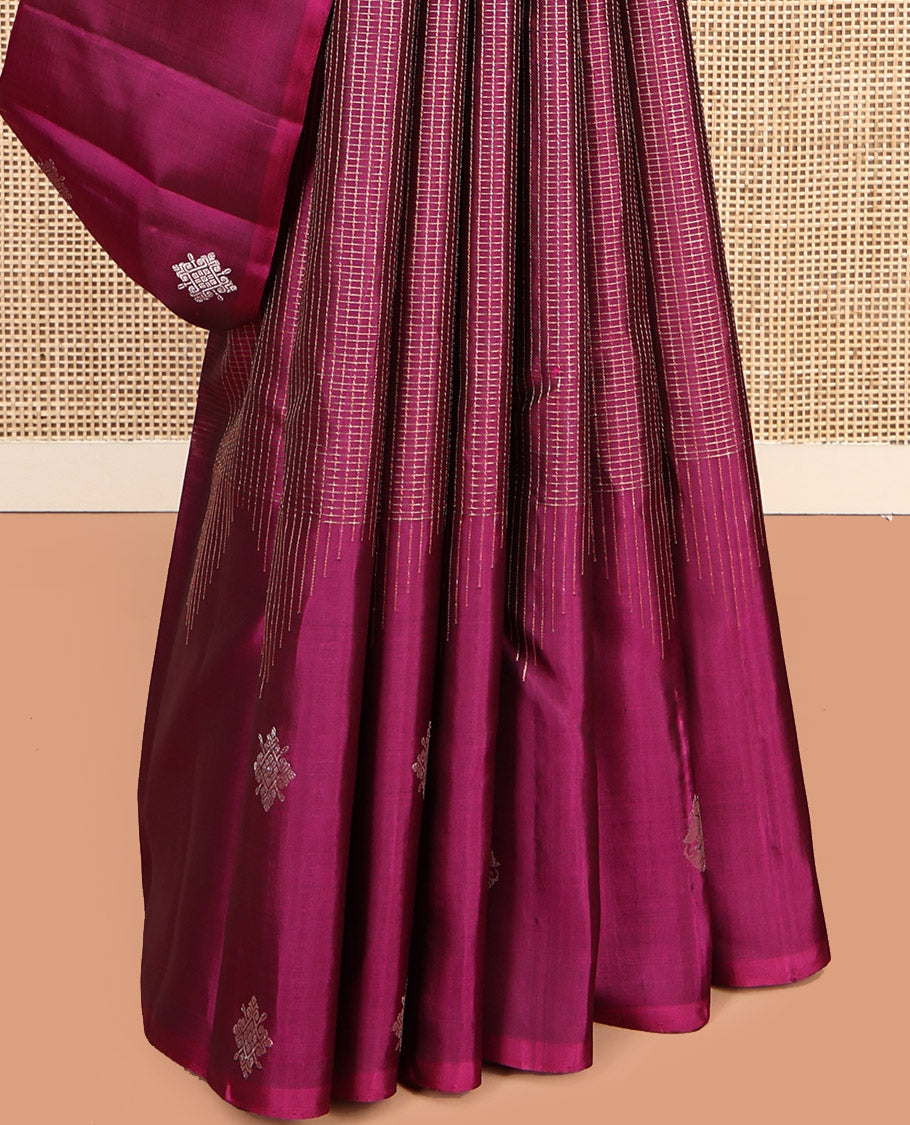 Purple Checked Kanchipuram Silk Saree, Highlighted by a Zari Border of Kolam and Iruthalai Pakshi Designs, Striped Pallu, and a Matching Blouse