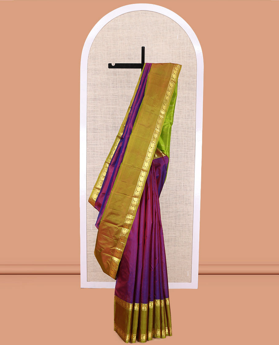 Purple Dual-tone Plain Kanchipuram Silk Saree, Complemented by a Contrast Rettai Pettu Border of Manga and Mayil Design, Pallu of Zari Design, and Contrast Blouse