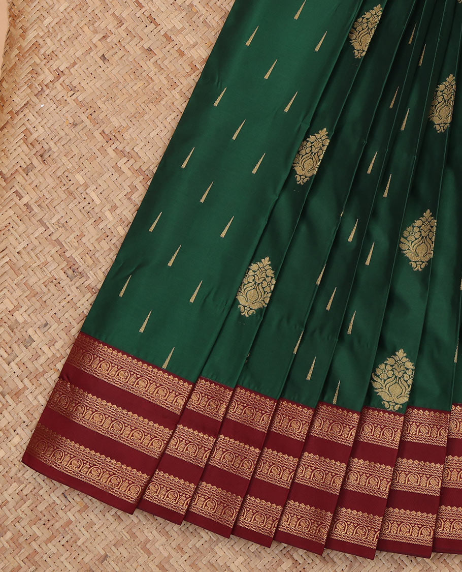 Green Budget Silk Saree, Highlighted by Zari Buttas, a Contrast Traditional Zari Border, Grand Pallu, and a Contrast Blouse
