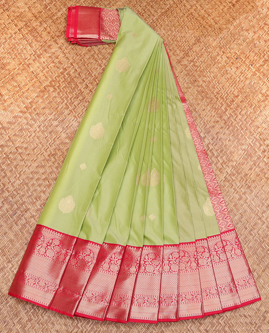 Green Budget Silk Saree, Ornamented with Zari Buttas, Complemented by a Contrast Traditional Border, Intricate Pallu, and a Contrast Blouse