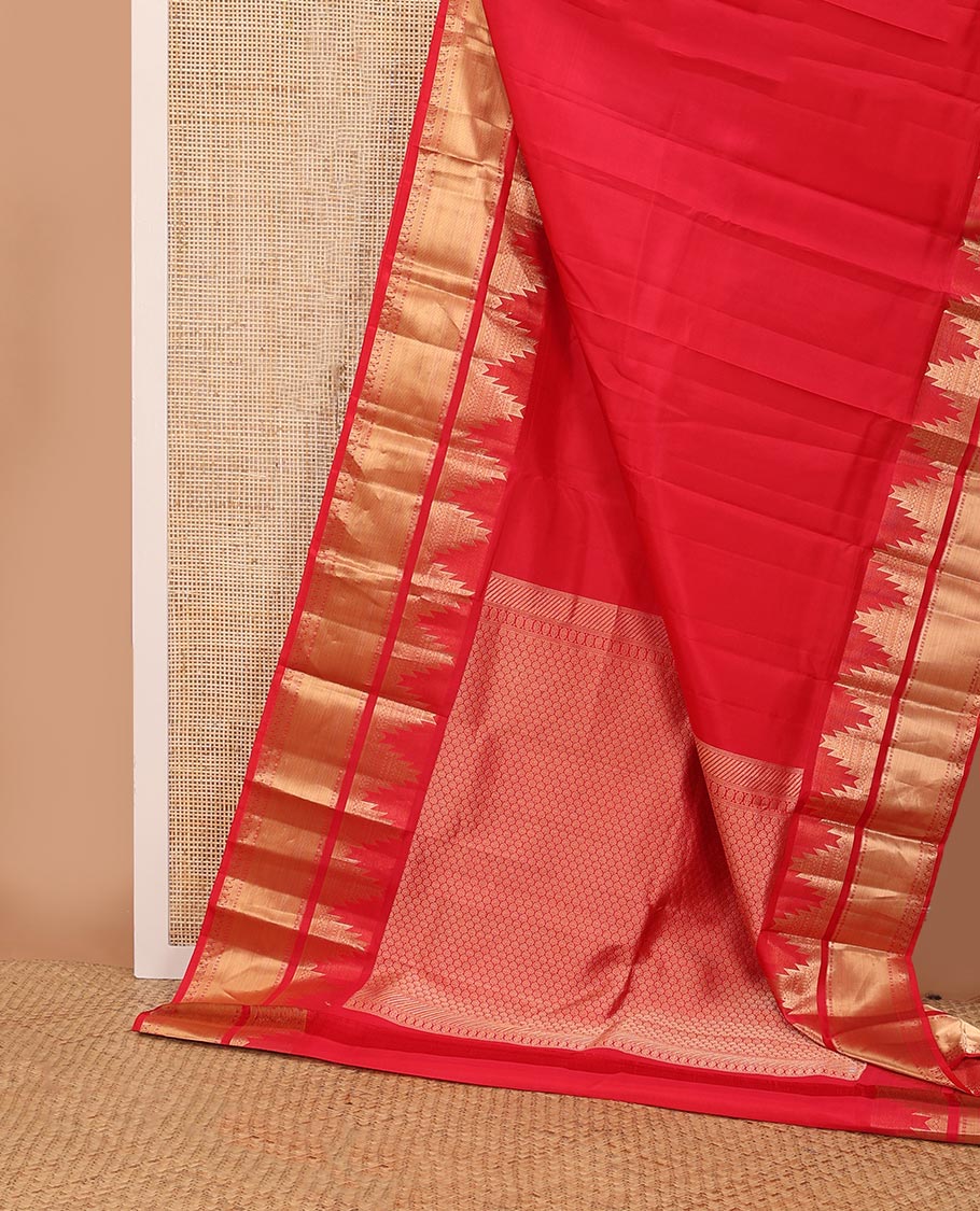 Red plain silk saree, zari border of thazampoo rekku,rudraksham,kathir & manga designs & spade motifs woven pallu