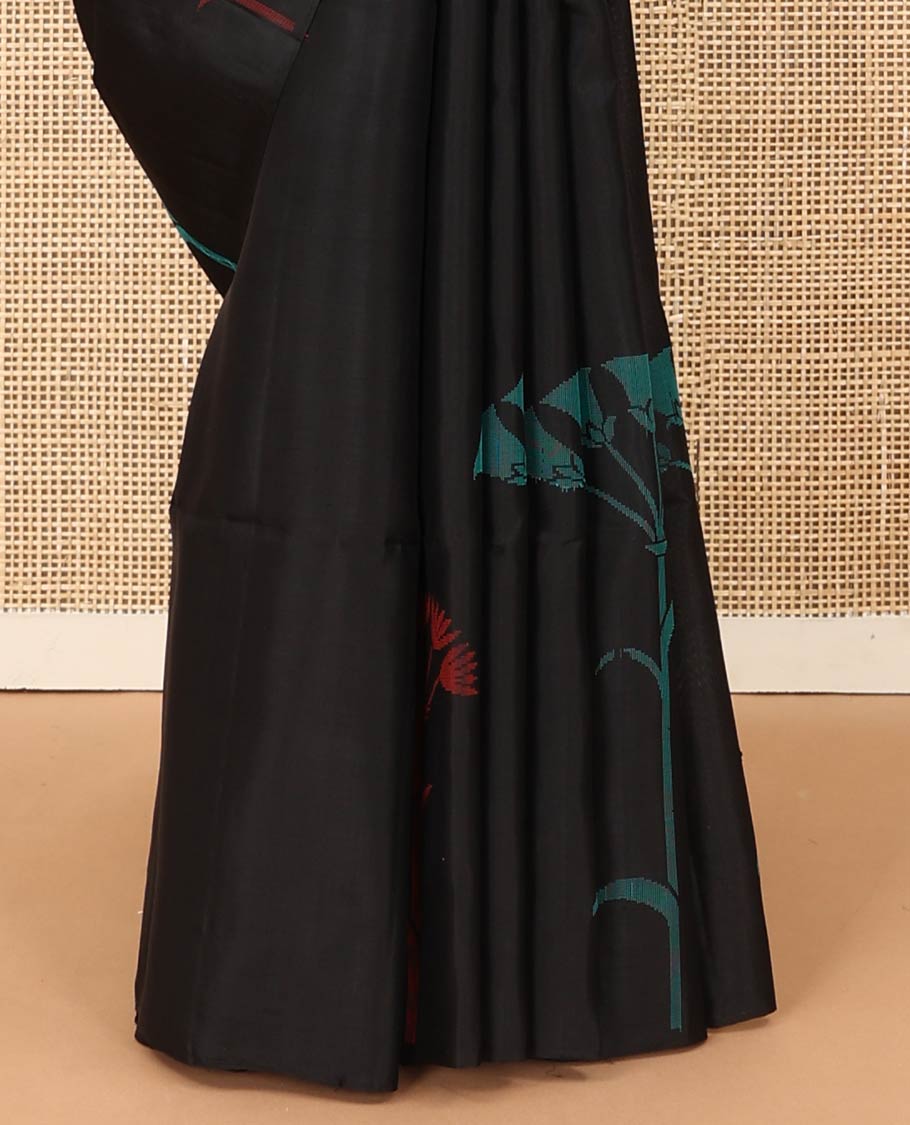 Borderless black floral buttas resham thread woven soft silk saree, self-pallu of mayil kann designs