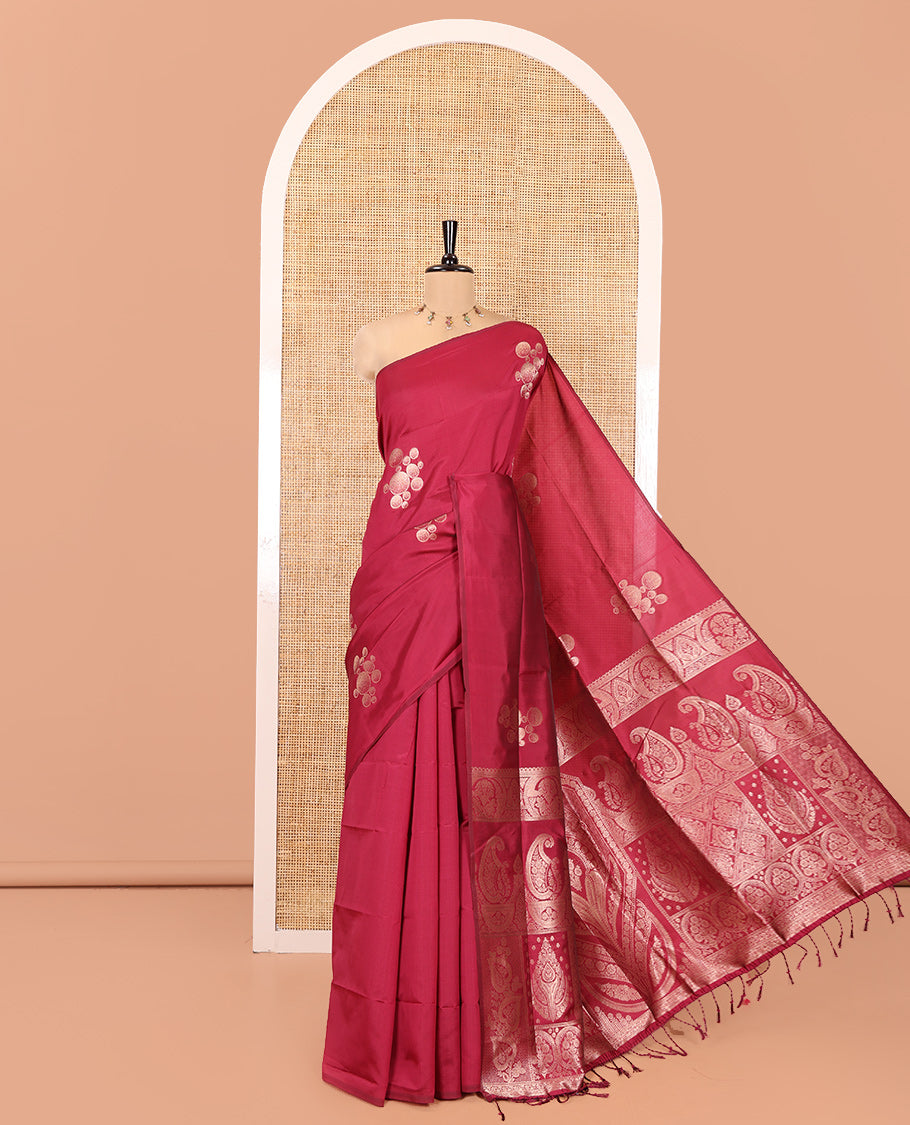 Borderless Maroon Kanchi Silk Saree, Mesmerized with Zari Buttas, Mughal-Style Intricately Woven Pallu, and a Matching Blouse
