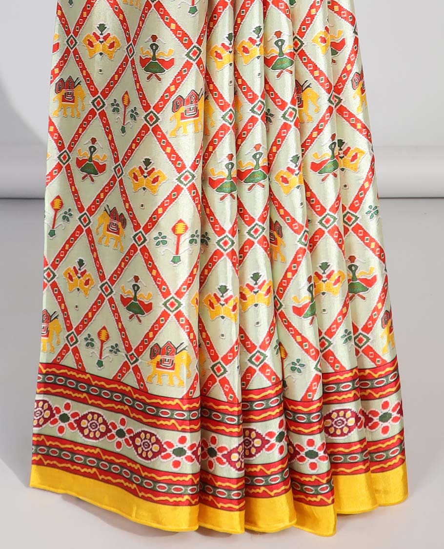 Cream argyle design semi-banaras printed saree with contrast floral border & floral design pallu