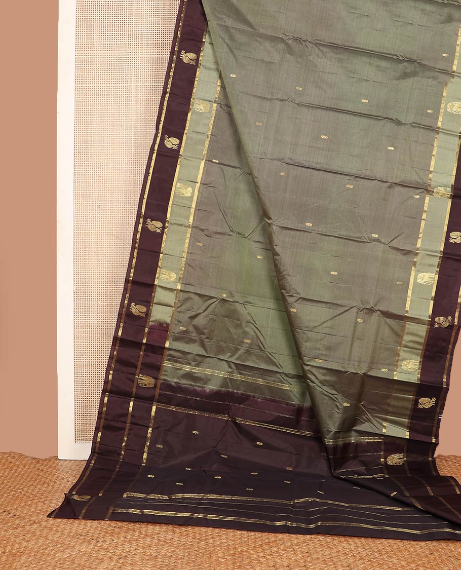 Grey zari buttas silk saree, contrast border of mayil & yaanai designs & zari design pallu