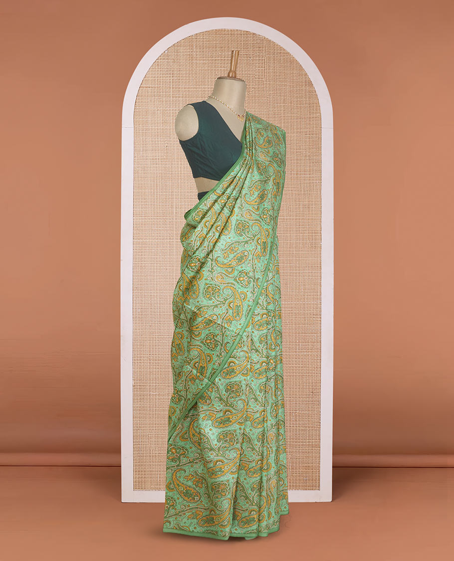 Borderless green paisley motifs printed silk saree, intricately printed pallu