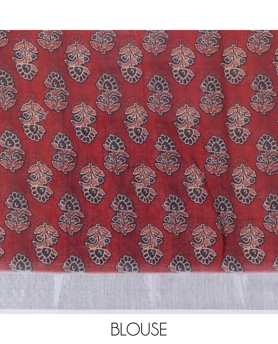 Cream Linen Cotton Saree, Gleamed Up with Triangle Motifs Print, a Zari Border, Printed Pallu, and a Contrast Blouse