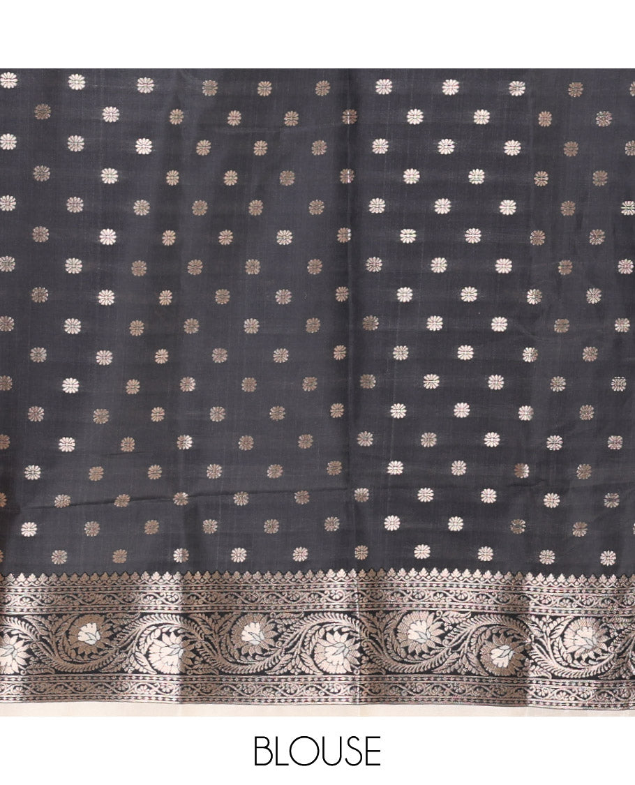 Cream-Black Elite Soft Silk Saree, Accentuated with Zari Buttas, a Contrast Floral Creeper Border, Intricate Pallu, and a Contrast Blouse