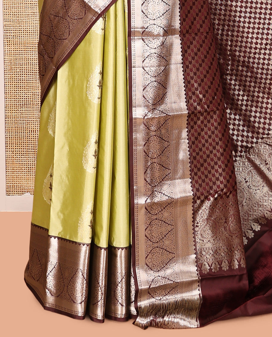 Green Zari Buttas Gift Saree
