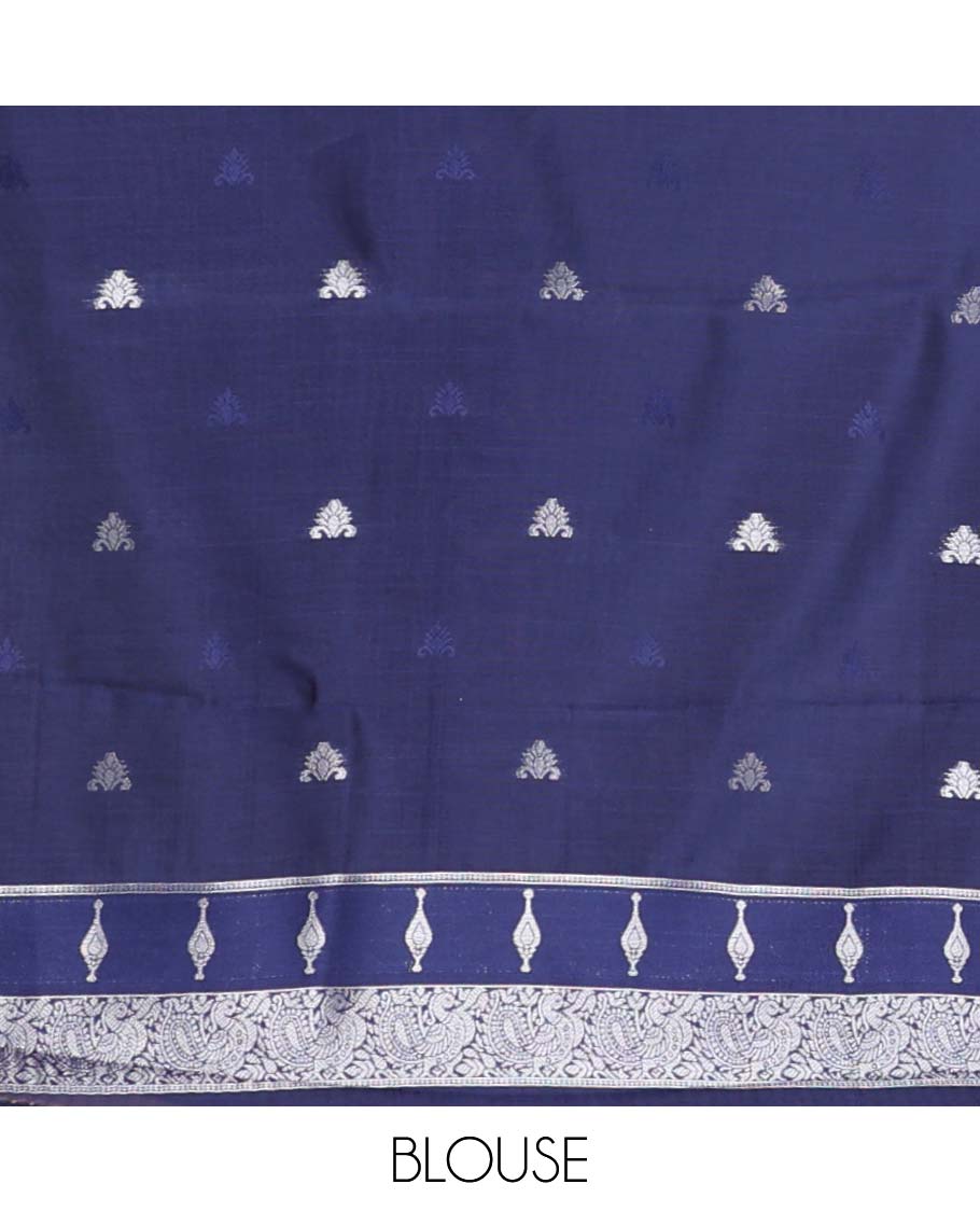 Grey floral jacquard litchi silk saree with contrast floral design border & intricate floral zari design pallu