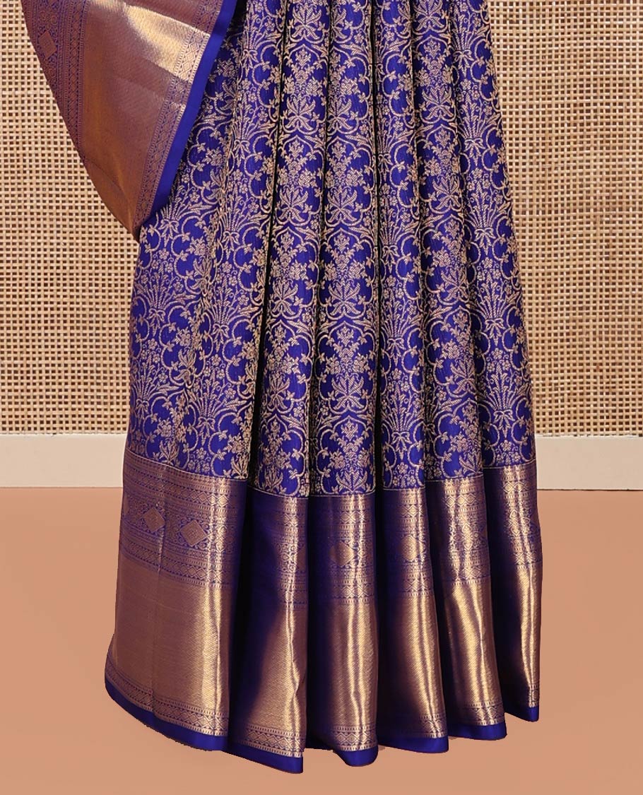 Blue Kanchipuram Wedding Silk Saree, Mesmerized with Jacquard Design On Its Body, Highlighted by Traditional Zari Designs Woven Border, Grand Pallu and Paired with a Matching Blouse