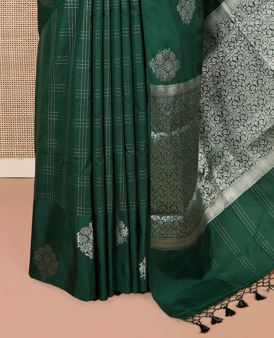 Green Assam Silk Saree, Finely Crafted with Zari Checks, Highlighted by a Floral Zari Border, Intricate Pallu, and a Matching Blouse