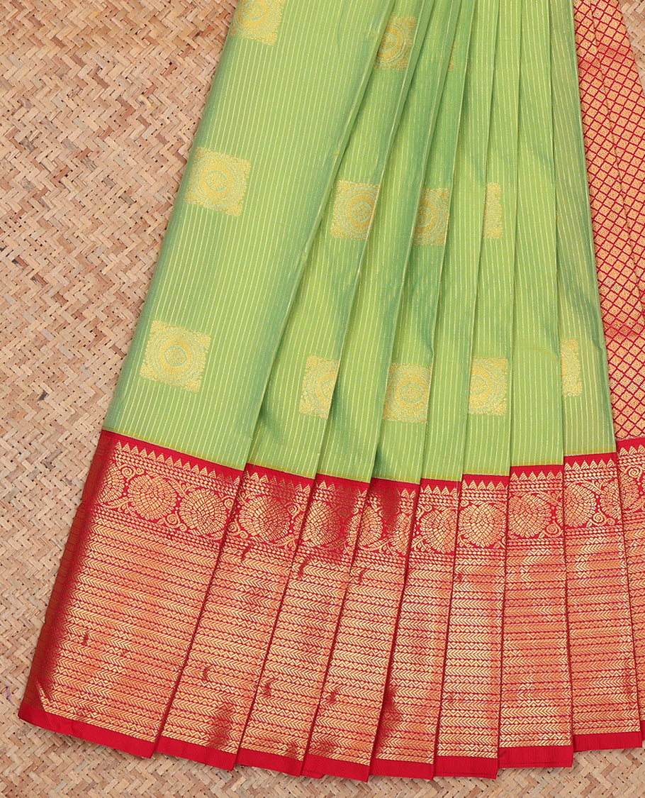 Green Budget Silk Saree, Delicately Woven Zari Buttas and Stripes, Complemented by a Contrast Traditional Zari Border, Grand Jaal Pallu, and Contrast Blouse