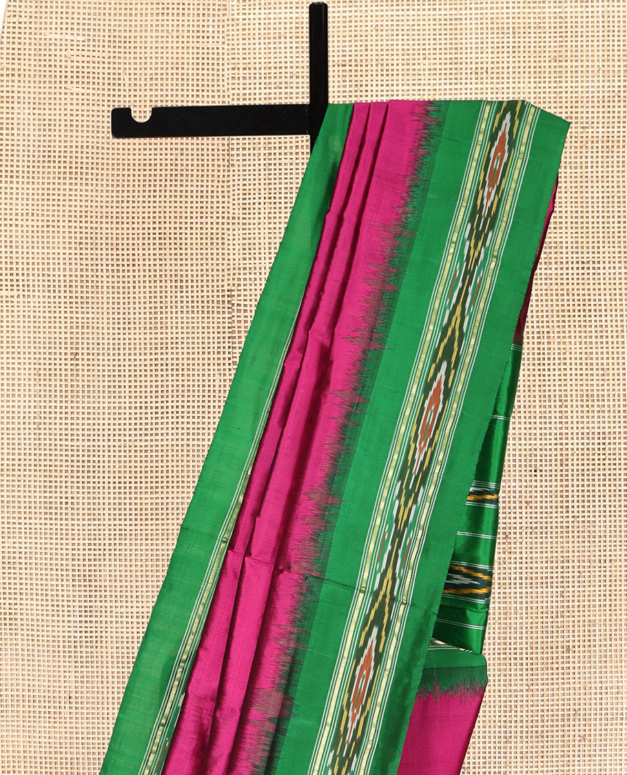 Magenta Plain Pochampally Ikat Silk Saree, Complemented by a Contrast Ikat Border, Ikat-Style Pallu, and No Blouse