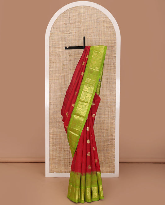 Red zari Buttas Kanchipuram silk saree, contrast one-sided thazampoo rekku checked mayil chakram border & floral jaal meenakari pallu