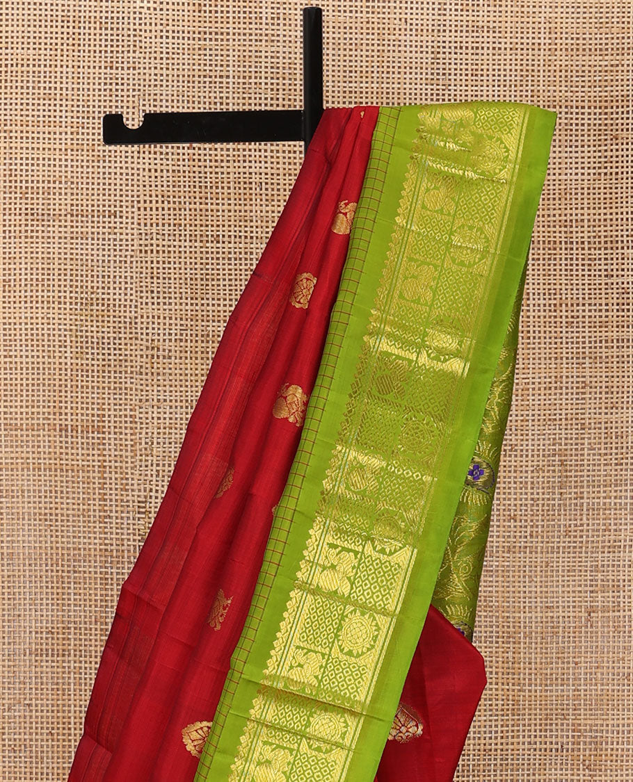 Red zari Buttas Kanchipuram silk saree, contrast one-sided thazampoo rekku checked mayil chakram border & floral jaal meenakari pallu