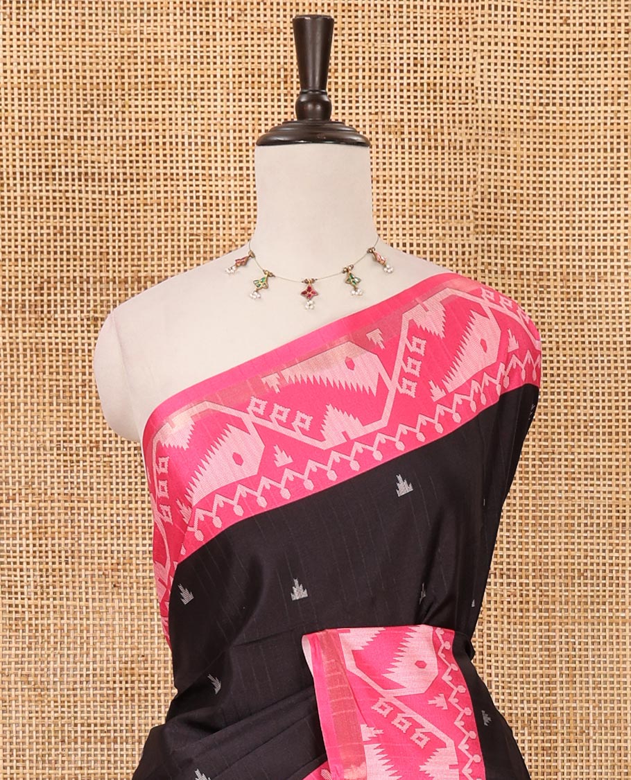 Black temple buttas katan silk saree, contrast border & pallu of jamdani-style motifs & diamond motifs printed contrast blouse