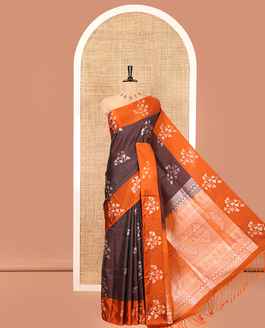 Coffee Brown Semi-Soft Silk Saree, Highlighted by Vaira Oosai Stripes and Floral Buttas All Over Its Body, Complemented by a Contrast Floral Buttas Border, an Intricately Designed Pallu, and Paired with a Contrast Blouse