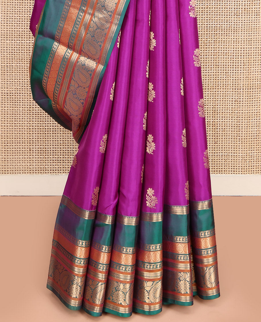 Rani Pink Vasundhara Lite Silk Mix Saree,Adorned with Floral Zari Buttas, Complemented by a Contrast Rettai Pettu Border of Rekku, Diamond, Manga, Neli, Chakram, Banaras, and Arumbu Manga Designs, Gandly Zari-Woven Pallu, and Paired with a Contrast Blouse