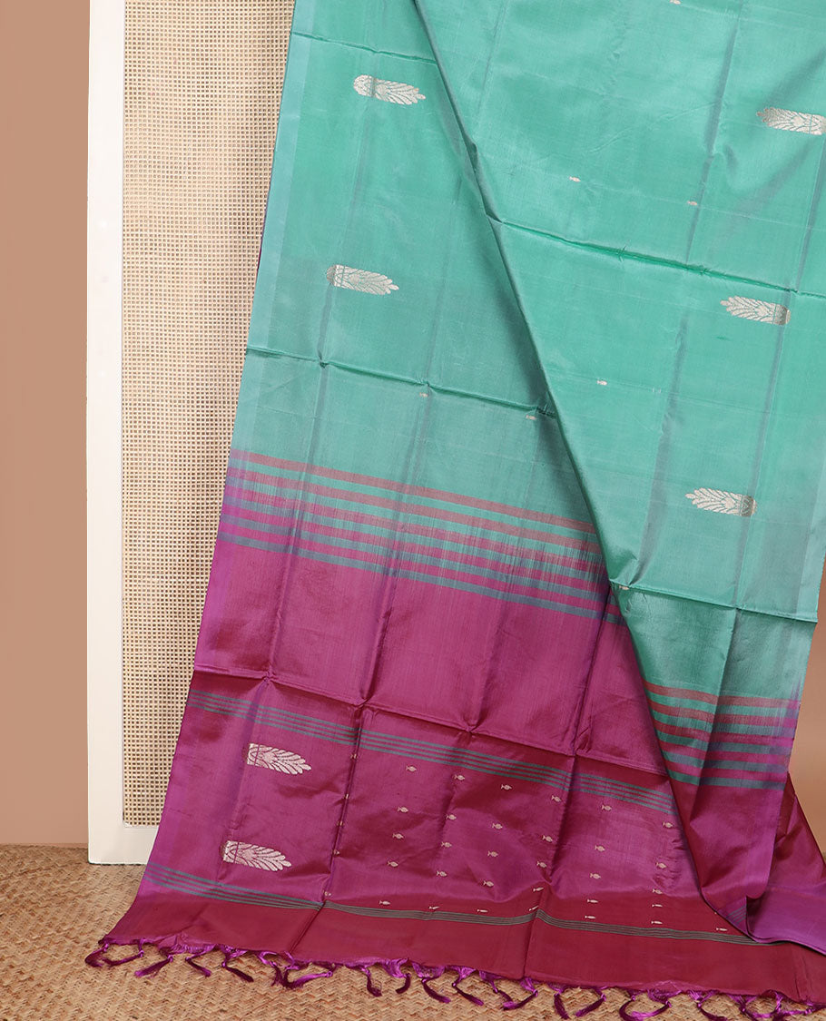 Borderless green buttas banana pith saree, contrast pallu of buttas and stripes