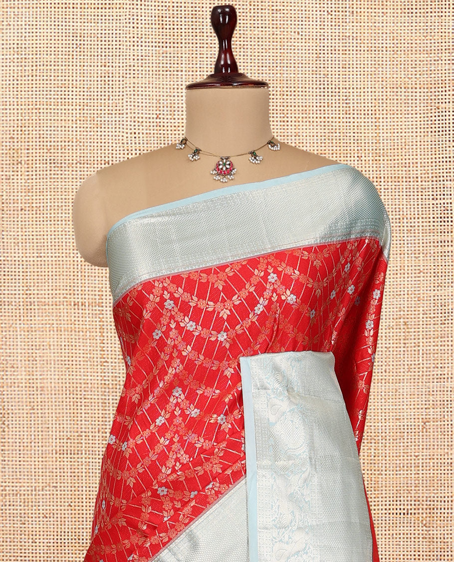 Red-Blue Scallop Jacquard Budget Silk Saree, Contrast Traditional Border, Jaal Pallu, and Contrast Blouse