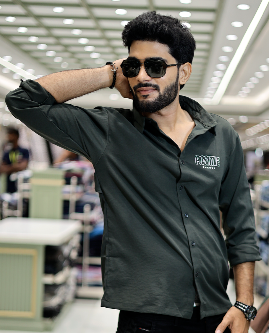 Green Poly-Blended Back Flap Casual Shirt
