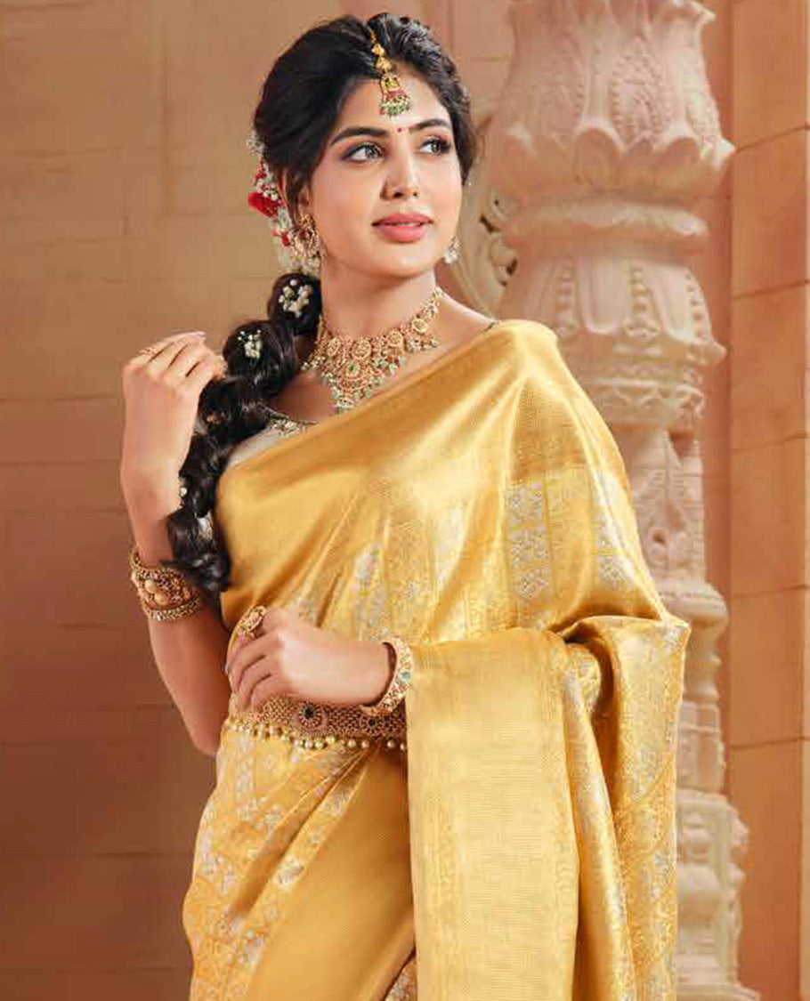 Gold zari jacquard silksaree, zari border of muthu,kodi visiry & chevron designs & bogudi,kuyil kann & zari stripes