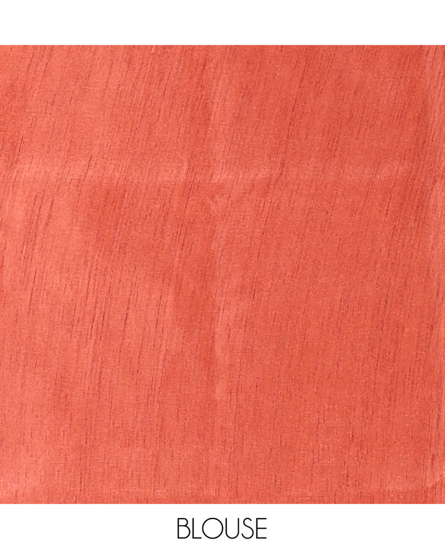 Cream and Rust Jute Tussar Saree Subtly Decked Up with Shibori Print, Captivating Contrast Border of Shibori Print, Pallu of the Same Shibori Print, and Comes with a Contrast Blouse