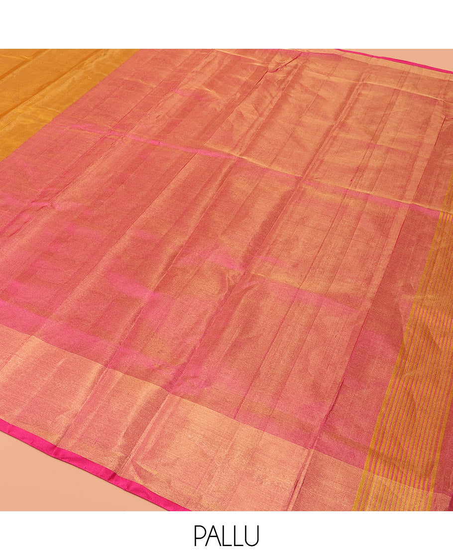 Mustrad Plain Uppada Silk Saree, Complemented by Bavanji Border, Captivating Contrast Pallu of Gleaming Zari Weave, and Paired with a Contrast Blouse