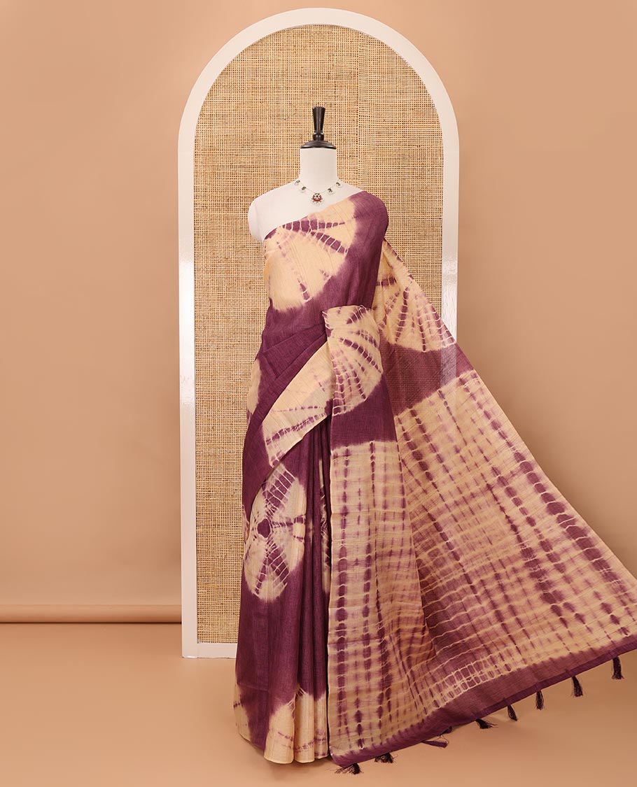 Borderless violet shibori-printed jute tussar silk saree, contrast shibori-printed pallu & contrast blouse