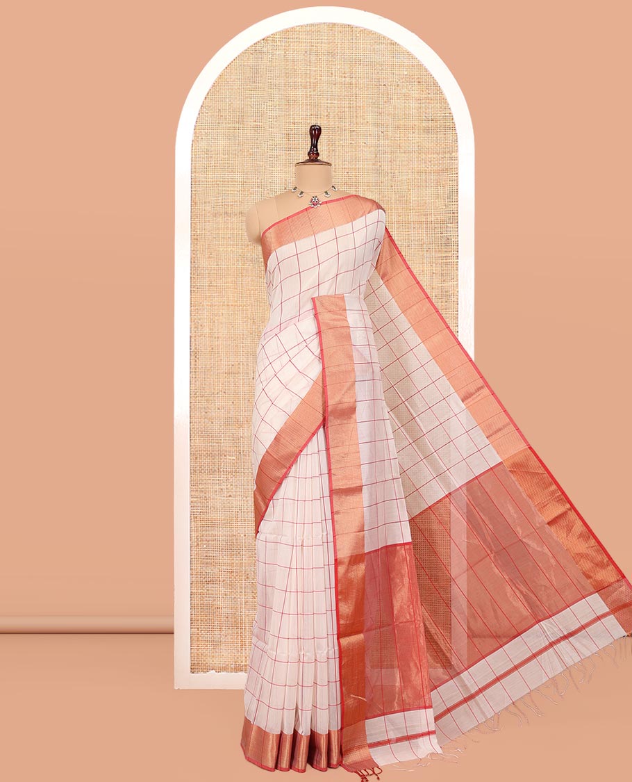Cream Checked Maheshwari Cotton Saree, Complemented by a Contrast Zari Textured Border, Gleaming Pallu, and Paired with a Contrast Blouse