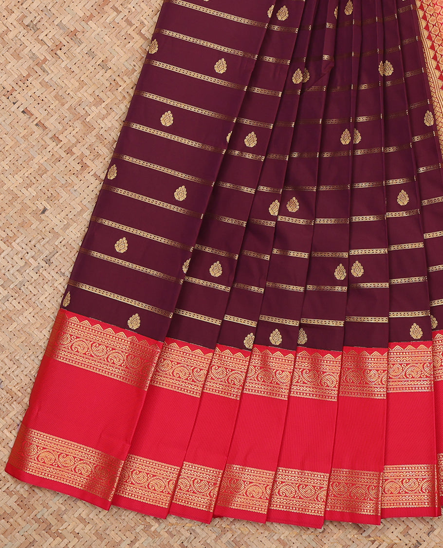 Maroon Budget Silk Saree, Enthralled with Zari Buttas and Stripes, Complemented by a Contrast Traditional Rettai Pettu Zari Border, Grand Jaal Pallu, and Contrast Blouse