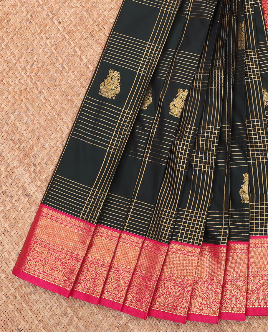 Green Budget Silk Saree, Richly Designed with Zari Butta Enclosed Checks On Its Body, Complemented by Contrast Traditional Zari Designs Woven Border, Grand Jaal Pallu and Paired with a Contrast Blouse
