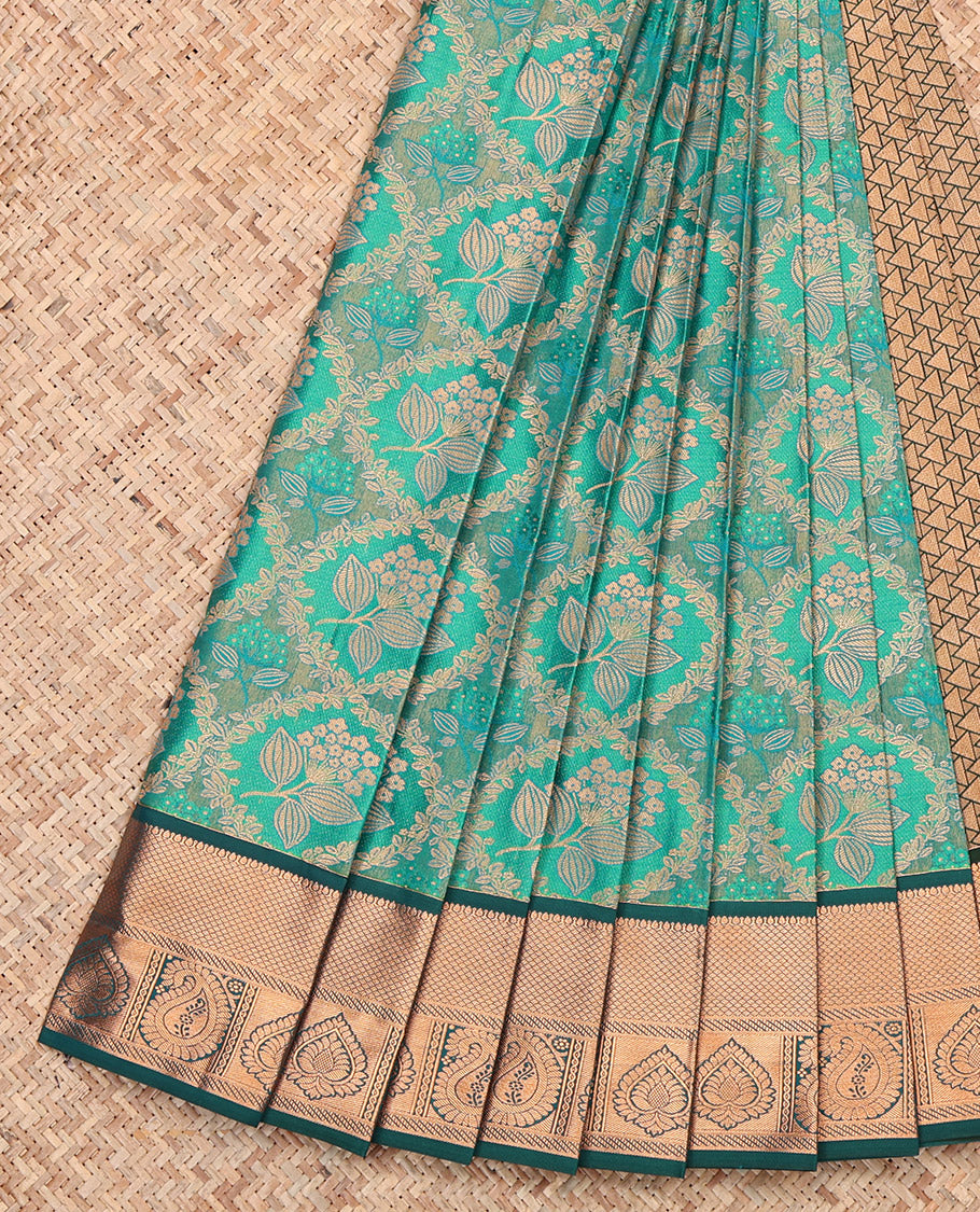 Green Budget Silk Saree, Prettified with Floral Jacquard Design, Complemented by Contrast Traditional Zari Border, Grand Pallu and a Contrast Blouse