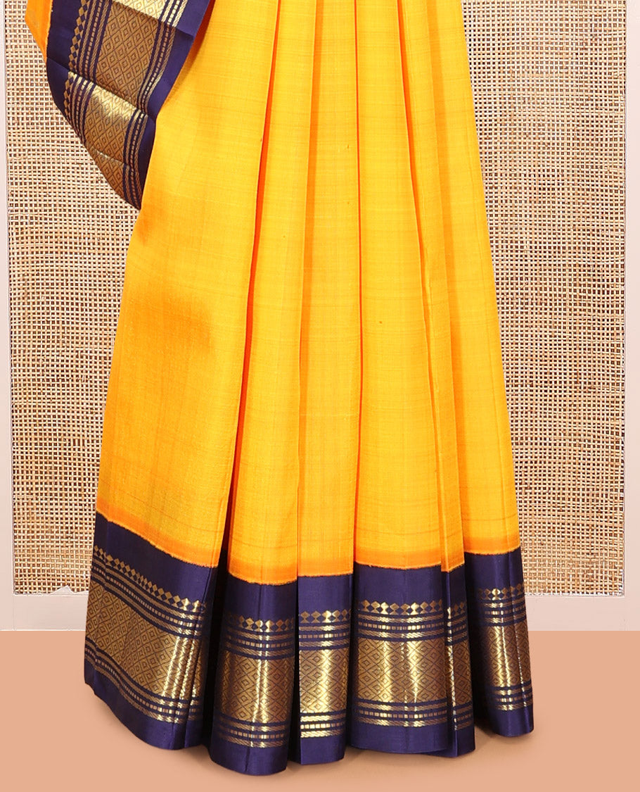 Orange Kanchipuram Silk Saree, Woven with Zari Buttas, Complemented by a Contrast Korvai Border of Panner Sombu, Banaras, Muthu, and Mayil Kann Design, Pallu of Zari Design, and No Blouse